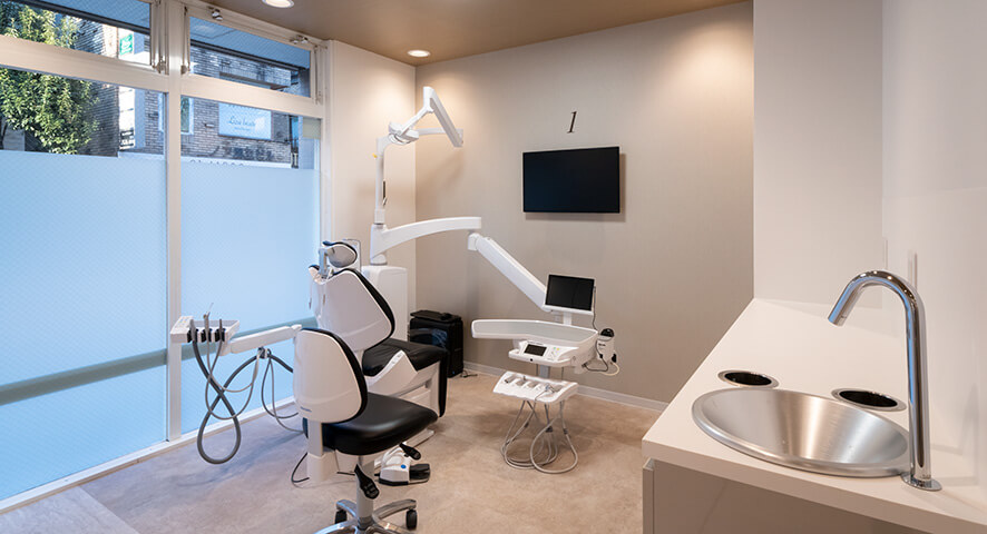 株式会社ミイワス｜Works/Dental Clinic